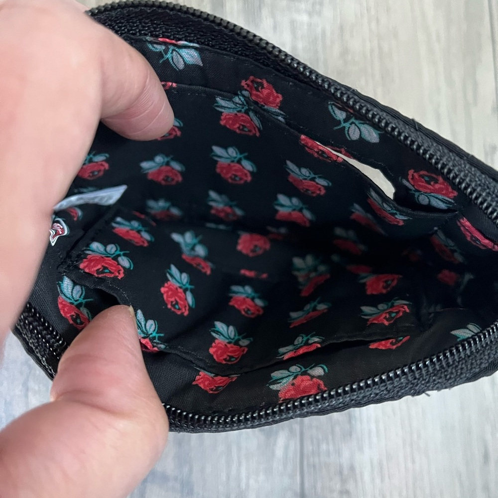Vera Bradley Black Zip ID Case - NWT - Picture 4 of 5